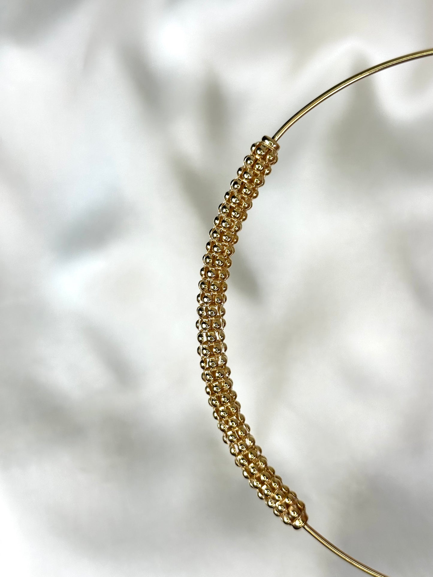 Collana artigianale girocollo rigida sottile in argento 925 con gioiello in filigrana sarda centrale