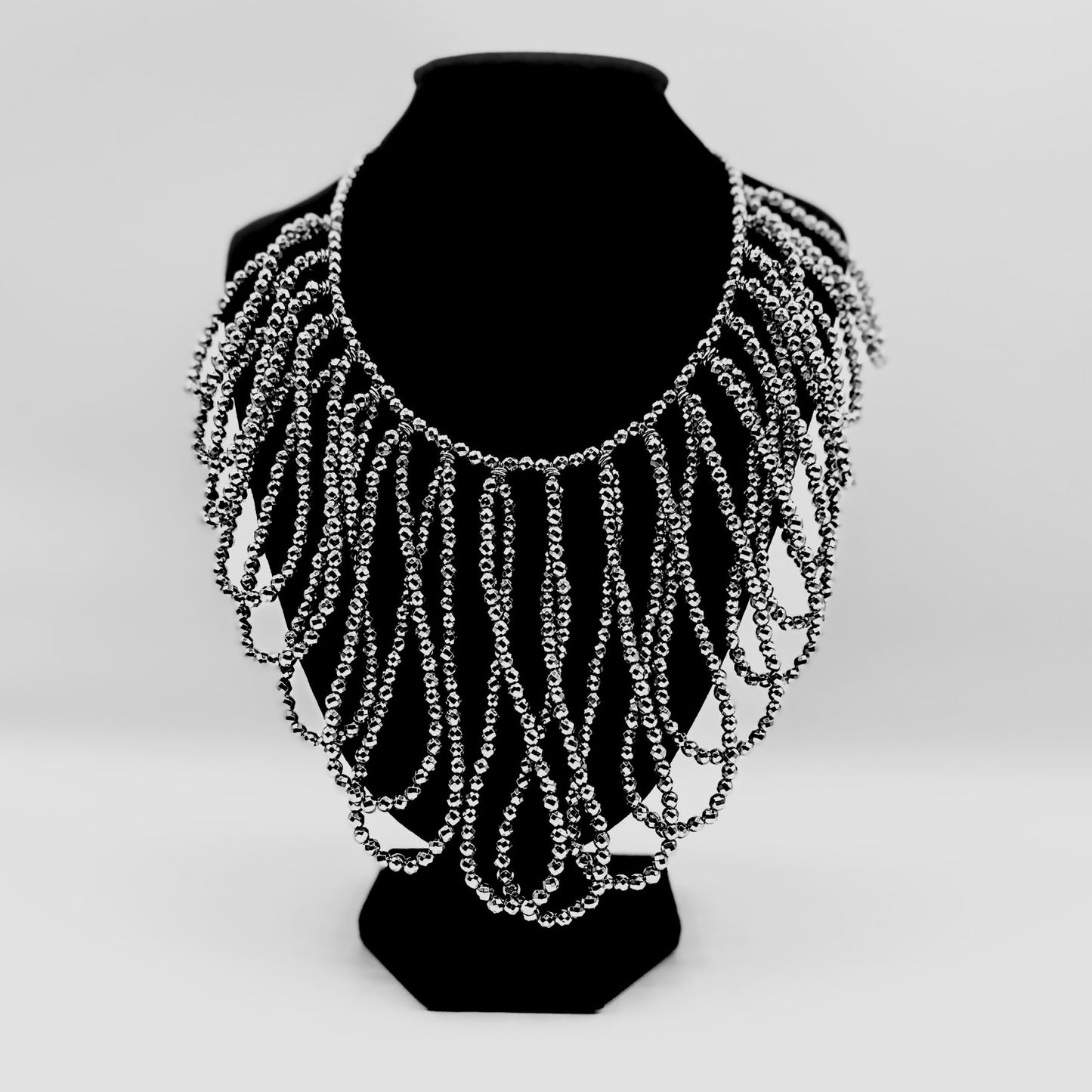 Collana artigianale a Cascata in Argento con Pietre di Ematite