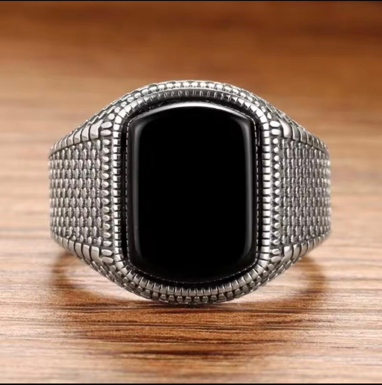 Anello classico agata nera