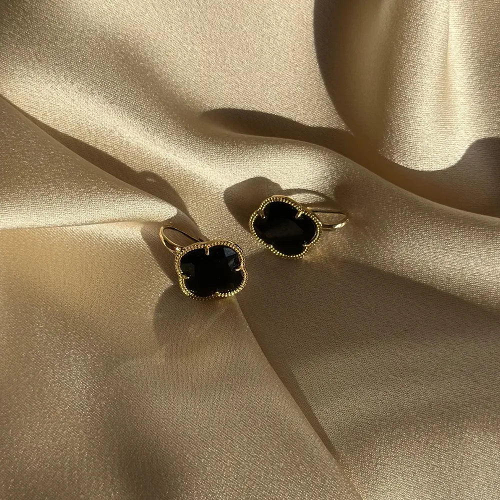 Orecchini a fiore incorniciati in argento galvanizzato oro