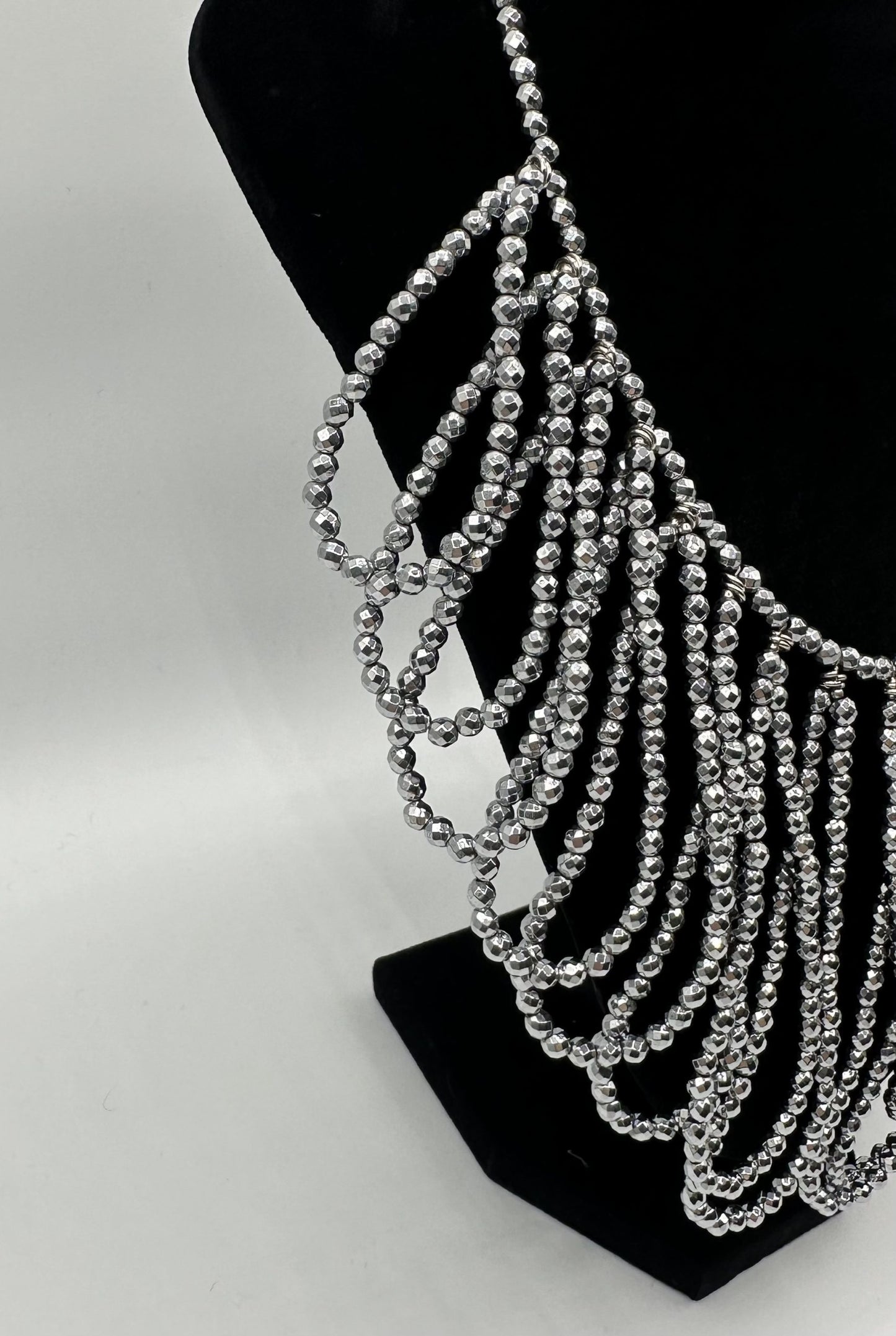 Collana artigianale  a Cascata in Argento con Pietre di Ematite - Elite Bijoux