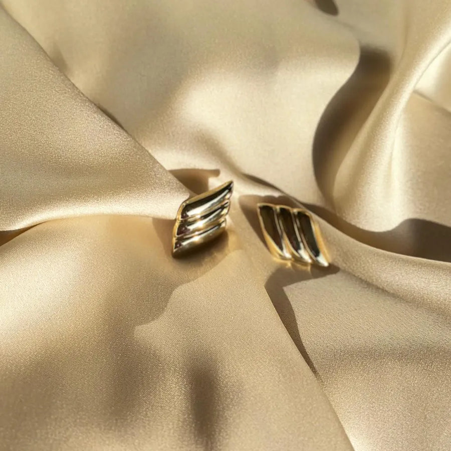 Handmade rhombus design silver earrings